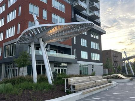 Grand 4 1/2 Moderne Centre-ville