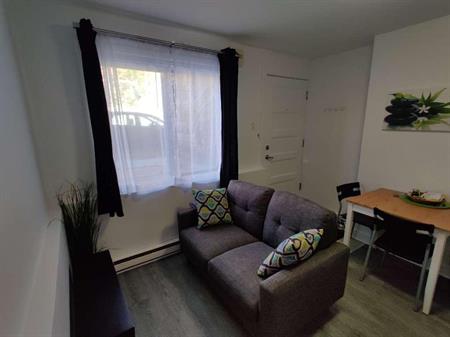 Très joli 2 1/2 dans un super quartier