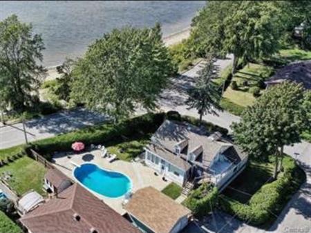 Logement paisible vue sur l'eau (location court, moyen ou long terme)