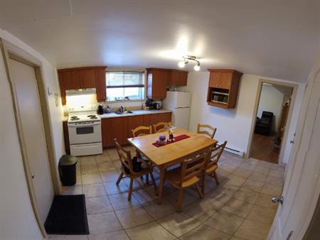 1 CH - 1 SDB - Québec - $847 /mo