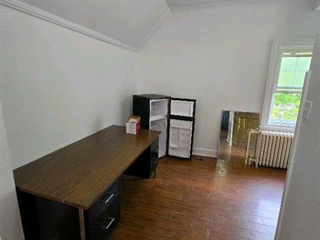 Chambre à louer 50 ans et plus pour le 1 juillet 2026