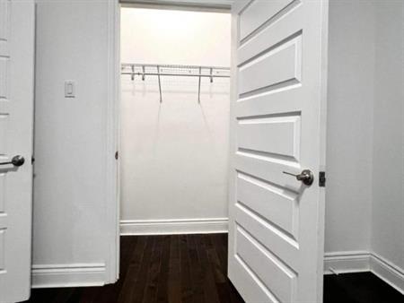 2 CH - 1 SDB - Montréal - $1,785 /mo
