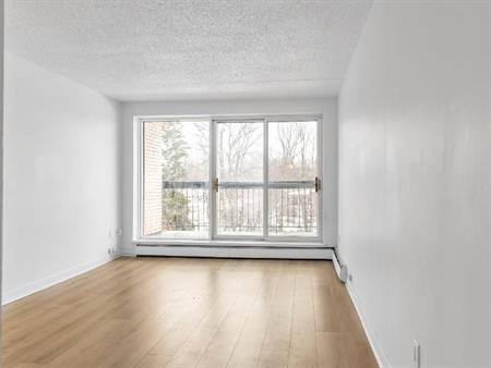 2 CH - 1 SDB - Québec - $1,249 /mo