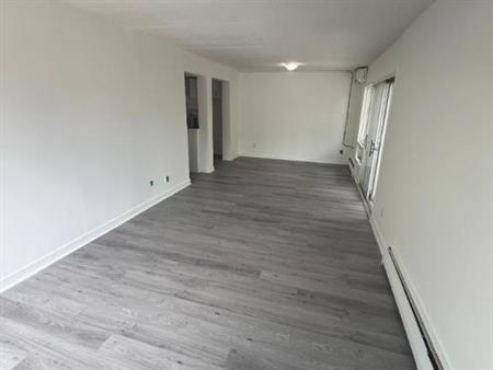2 CH - 1 SDB - Québec - $1,249 /mo