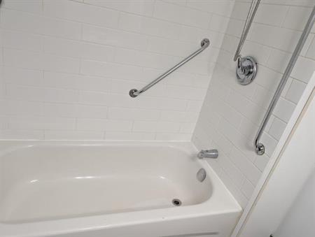 2 CH - 1 SDB - Québec - $1,349 /mo