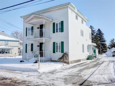 Duplex à louer 5 1/2 et 4 1/2 disponible maintenant
