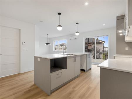 Appartement 4 1/2 East-Angus