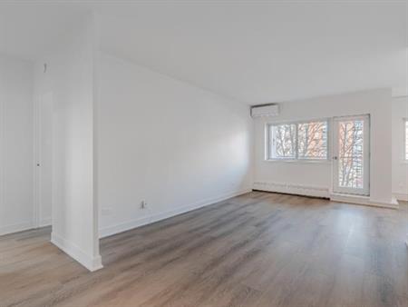 2 CH - 1 SDB - Montréal - $1,549 /mo