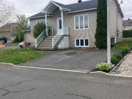 Appartement Grand 5 1/2