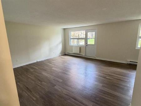1 CH - 1 SDB - Gatineau - $1,199 /mo