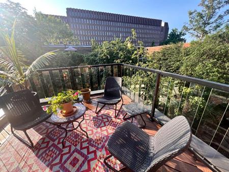 Haut de duplex 5 1/2 avec terrasse
