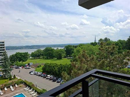 Grand 4.5, chauffé, éclairé, VUE SUR LE FLEUVE, Entre l’université & vieux Québec