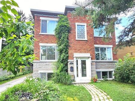 5 ½ dans le (vrai) Vieux Longueuil