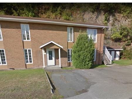 Logement 4 1/2 à Louer - Rivière-du-Loup - REZ-DE-CHAUSSÉ