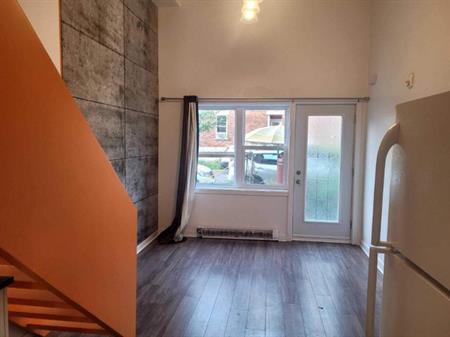 1 CH - 1 SDB - Montréal - $1,299 /mo