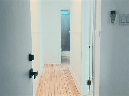 3 1/2 à louer dans St-Sacrement