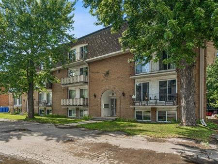 68 6e Avenue app 8 - Ile-Perrot