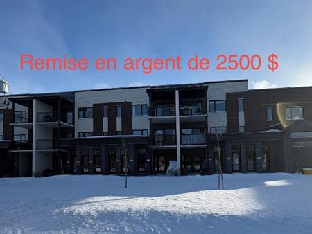 Cession de bail - 4½ à Bromont - 1 MOIS GRATUIT + 840$ = 2500$