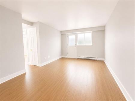 1 CH - 1 SDB - Châteauguay - $1,300 /mo