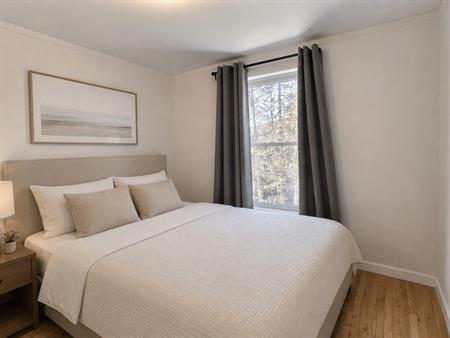 Spacieux 4 1/2 Au 247 7e Avenue Nord
