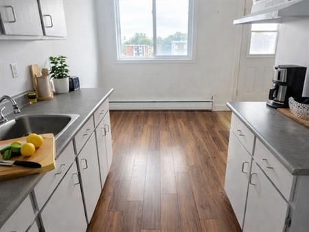 5 ½ À PARTIR DE SEPTEMBRE-CHARLESBOURG