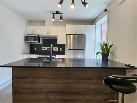 À LOUER – 4½ à Sherbrooke