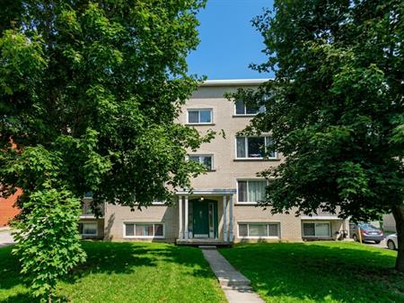 BEAU 5 1/2|CHAUFFAGE - EAU CHAUDE INCLUS