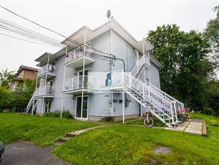 Bel Appartement - 1-756 Rue Notre-Dame