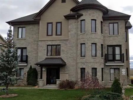 Style condo 4 1/2