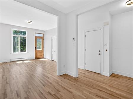 3 1/2 - Montréal - 2 025 $/mois