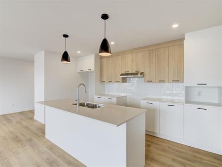 2 CH - 1 SDB - Salaberry-de-Valleyfield - $1,450 /mo