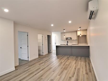 Superbe 4 1/2 Au 36 8e Avenue Nord