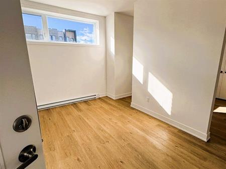 $1495 - 1 Chambre - La CROISÉE