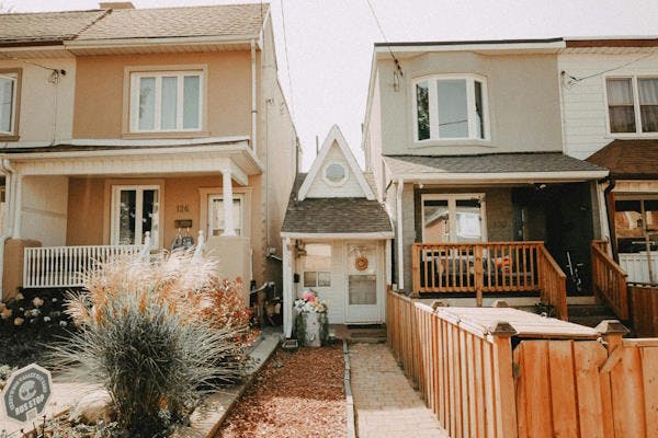 Vivre dans une Micro-Maison à Vancouver : Une Tendance Qui Prend de l'Ampleur