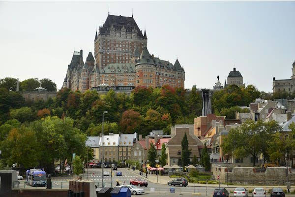 Explorer le Vieux-Québec : Incontournables et joyaux cachés